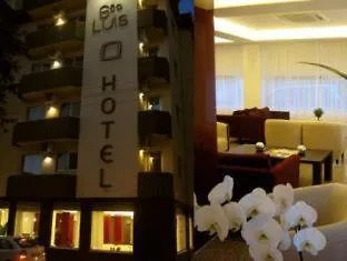 Centro 3*